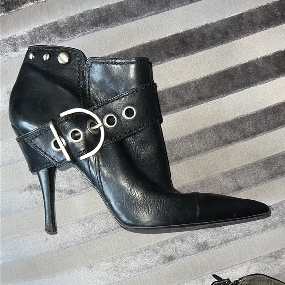 YOU ARE LOOKING AT A TOTAL UNICORN 🦄 Carlos by Carlos Santana "Midnight Edge" 🖤 - Picture 4 of 6